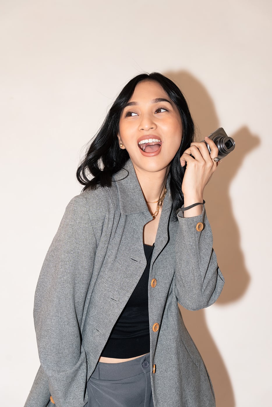 fashion portrait of Harini Sondakh shot at Suluh Bali photography studio with natural light